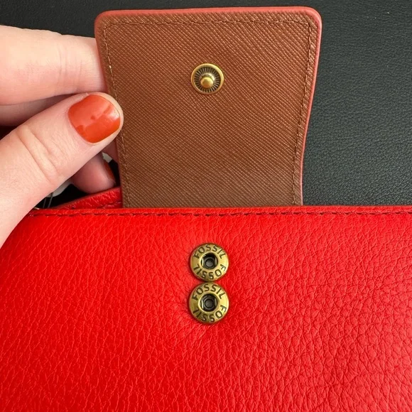 Fossil Logan RFID Tab Clutch Wallet - Picture 9 of 9
